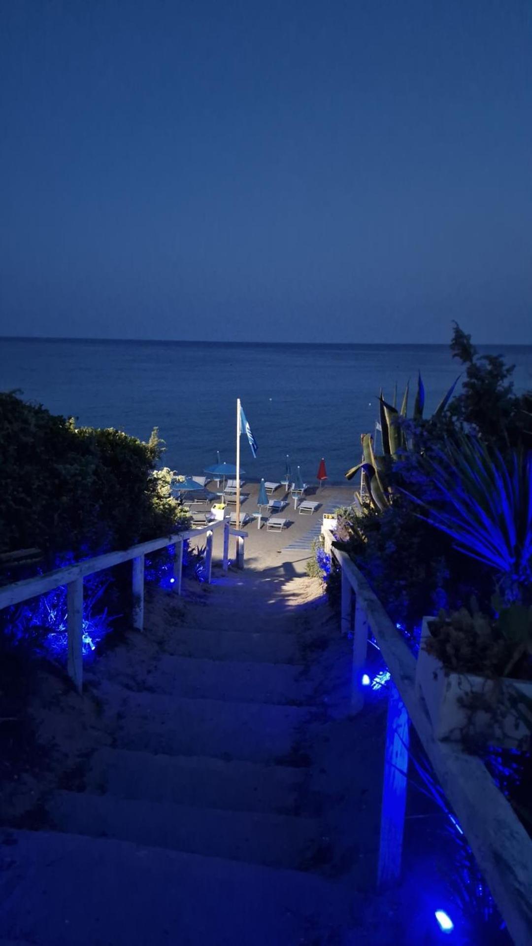 Hotel Caraibisiaco Sul Mare San Pietro in Bevagna Luaran gambar