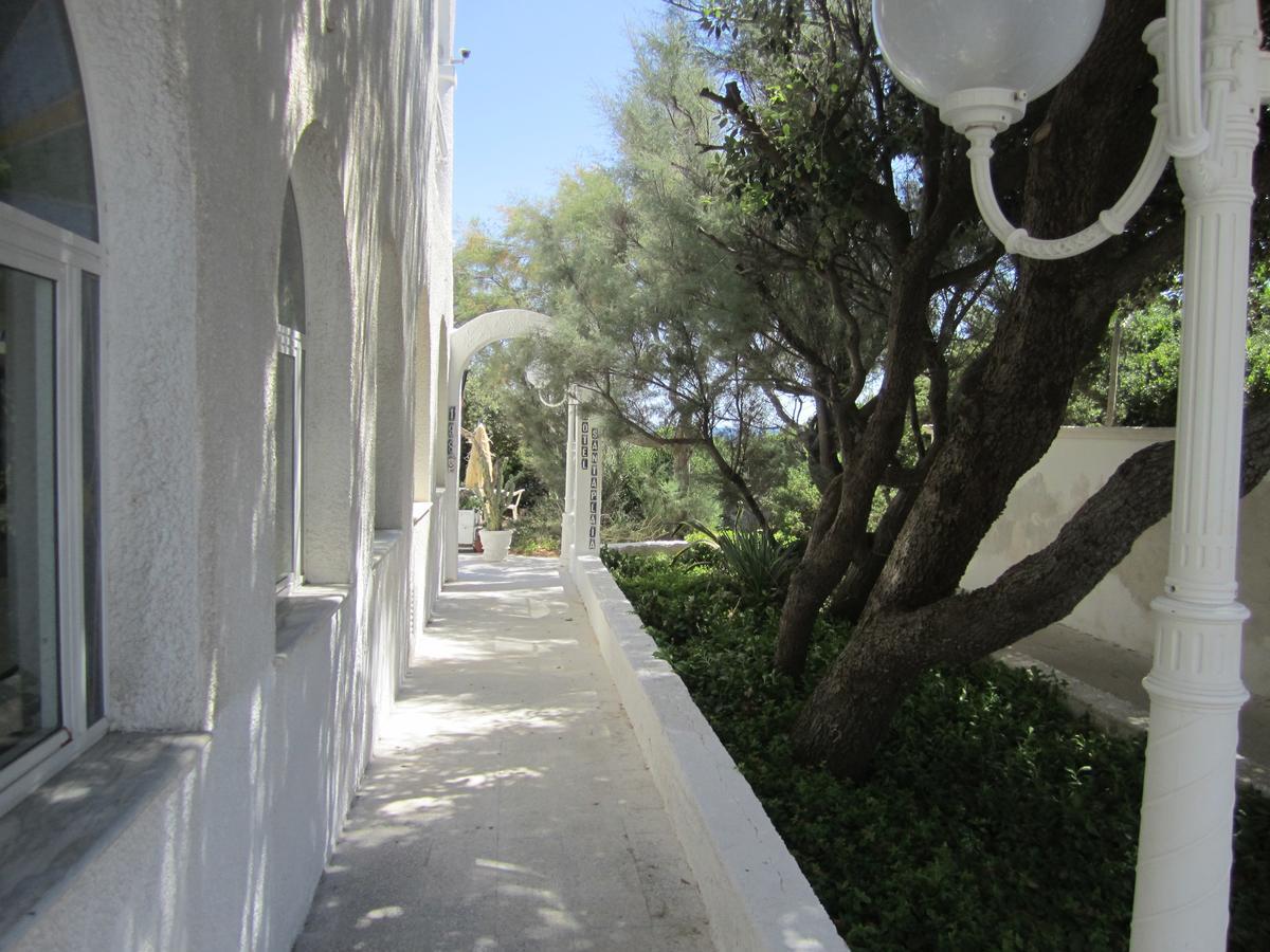 Hotel Caraibisiaco Sul Mare San Pietro in Bevagna Luaran gambar