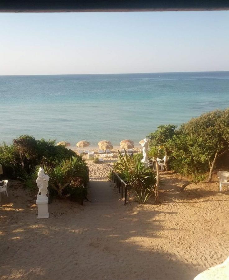 Hotel Caraibisiaco Sul Mare San Pietro in Bevagna Luaran gambar