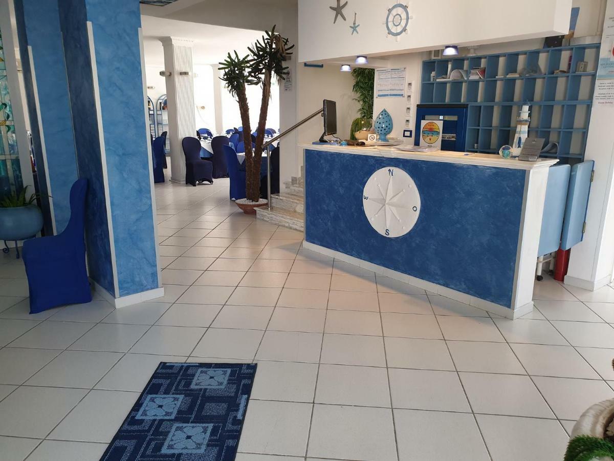 Hotel Caraibisiaco Sul Mare San Pietro in Bevagna Luaran gambar